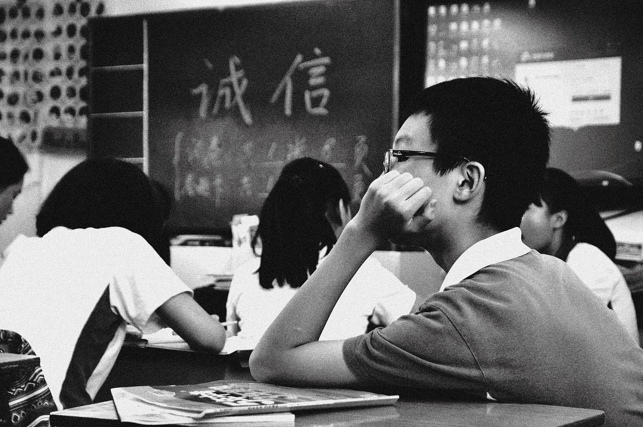 孩子考砸时，你的第一句话决定他的抗挫力